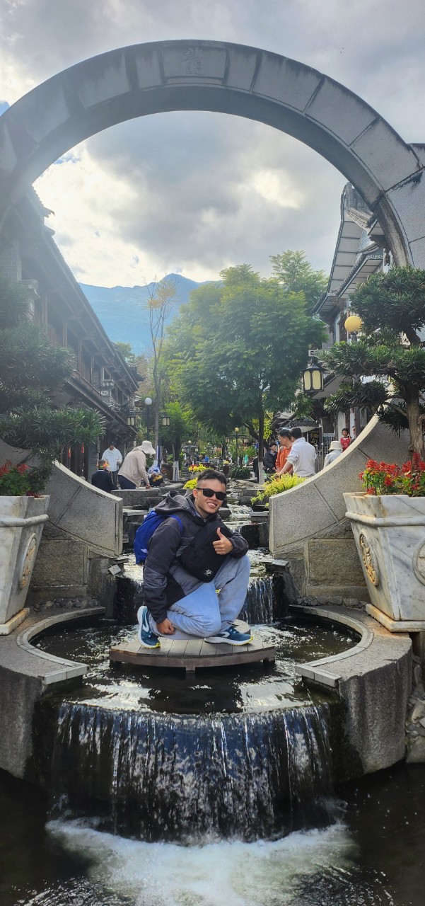 胡志明 美女骑行,帅哥导游-來趣玩旅游